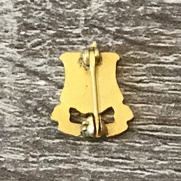 VINTAGE NSA National Secretaries Association Gold Tone & Black Enamel Pin 9/16"L - Picture 3 of 3